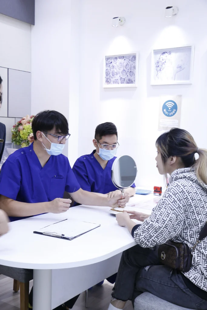 Không gian tư vấn phẫu thuật thẩm mỹ sang trọng tại Viện thẩm mỹ SBC, 230 Nguyễn Đình Chiểu, Phường Võ Thị Sáu, Quận 3