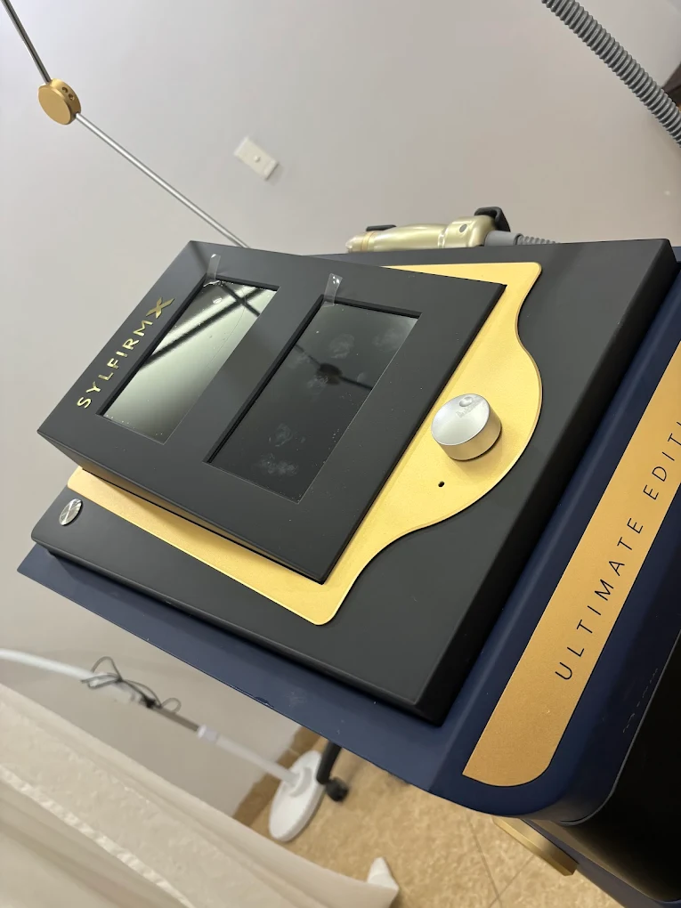 Công nghệ Sylfirm X - RF vi điểm điều trị da yếu, giãn mao mạch tại Viện thẩm mỹ SBC